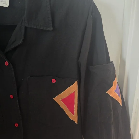 Black and Red Boxy Button Down Shirt with Notched Collar - Picture 4 of 5